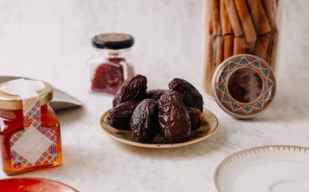 Menu Berbuka Puasa Terbaik Menurut Islam: Sehat, Bernutrisi, dan Sunnah