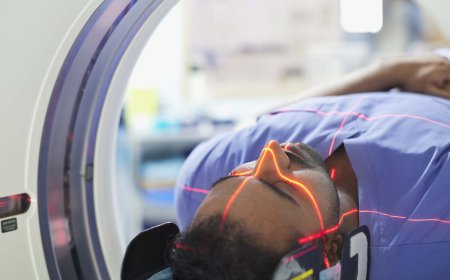 Peran Teknologi dalam Dunia Kesehatan Modern: Inovasi yang Mengubah Layanan Medis